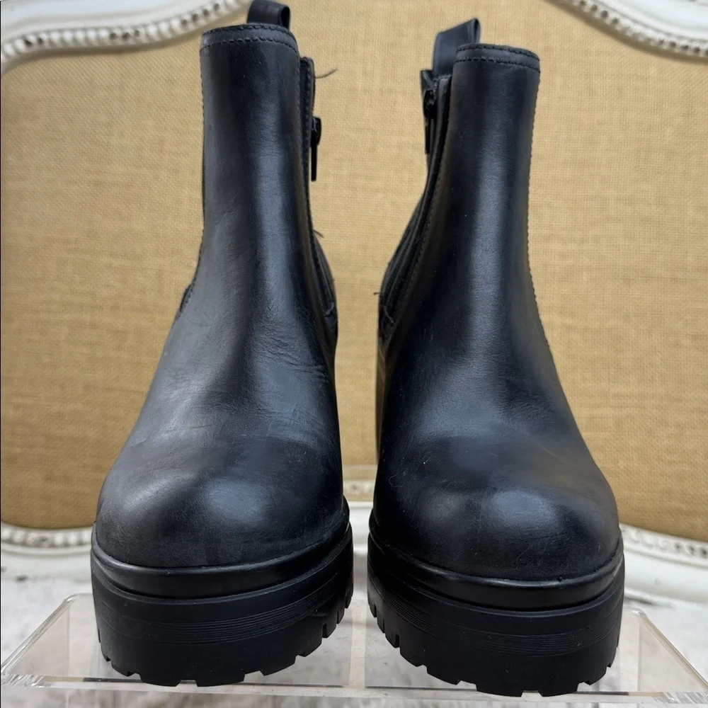Jeffrey Campbell stylish black